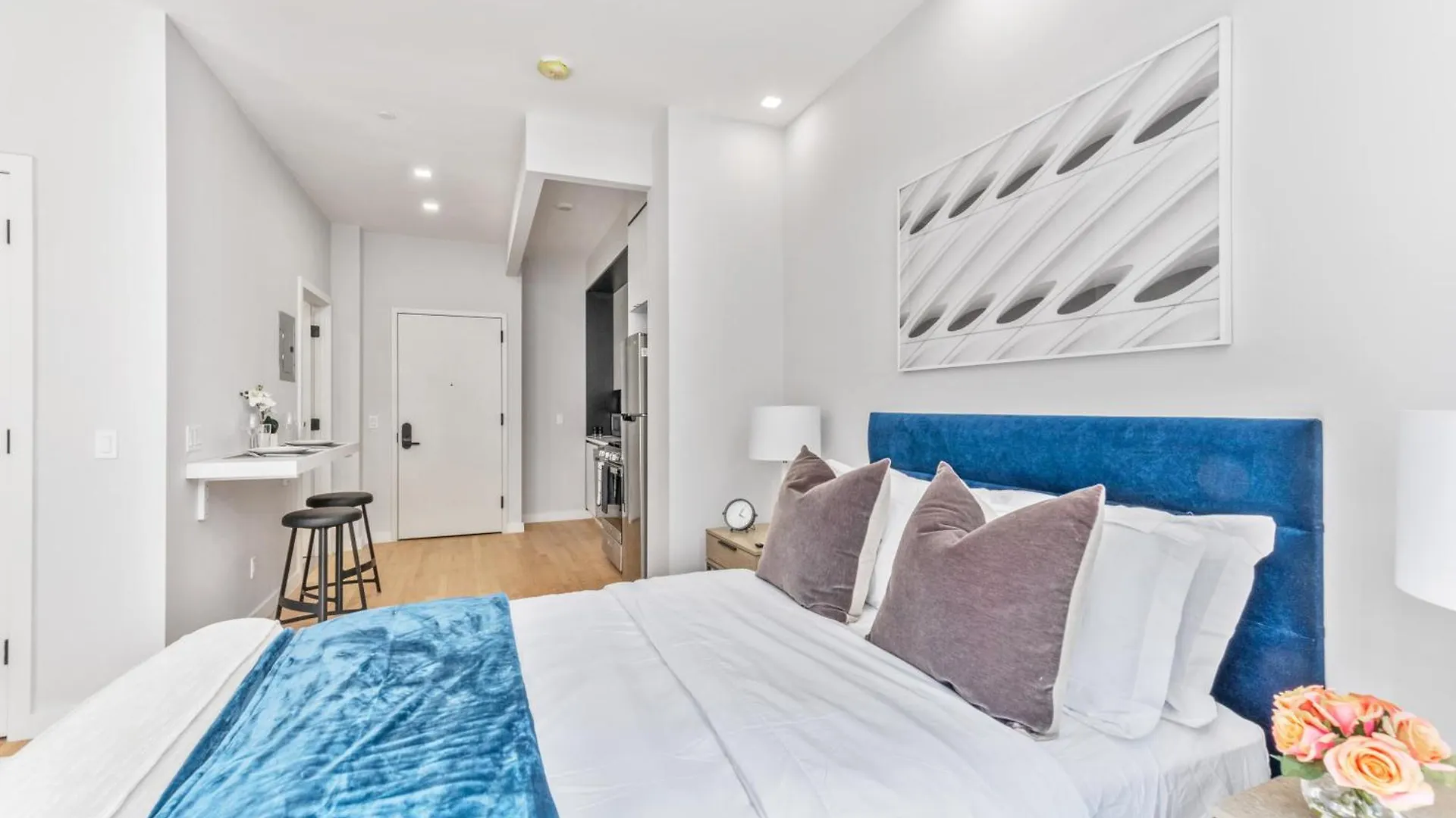 Studio W Charming Juliet Balcony In Upper East New York United States